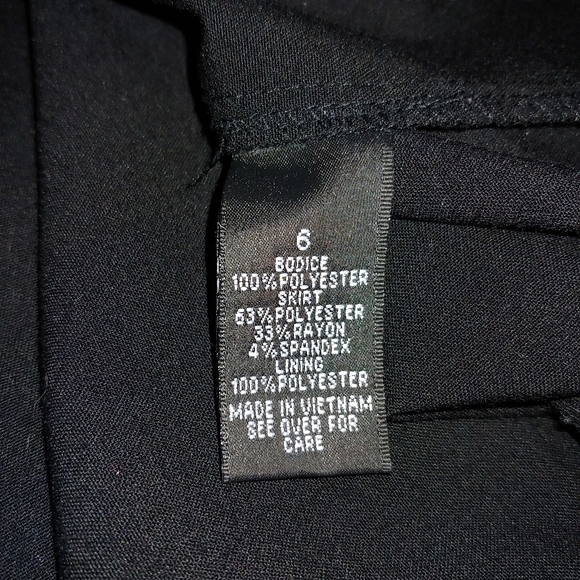 Like New Alyx Tulip Sleeve Sheath Dress, Size 6 - Picture 10 of 12